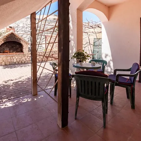 And With Parking Space Pag - 13355 بيت ضيافة باغ