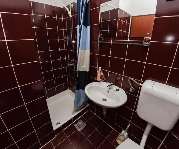 And With Parking Space Pag - 13355 Guest house